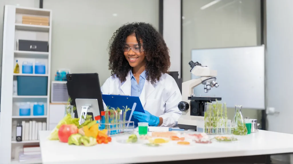 AVALIAÇÃO FÍSICA E BIOQUÍMICA DO ESTADO NUTRICIONAL